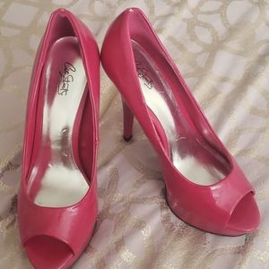 Fuchsia pink peto high heels